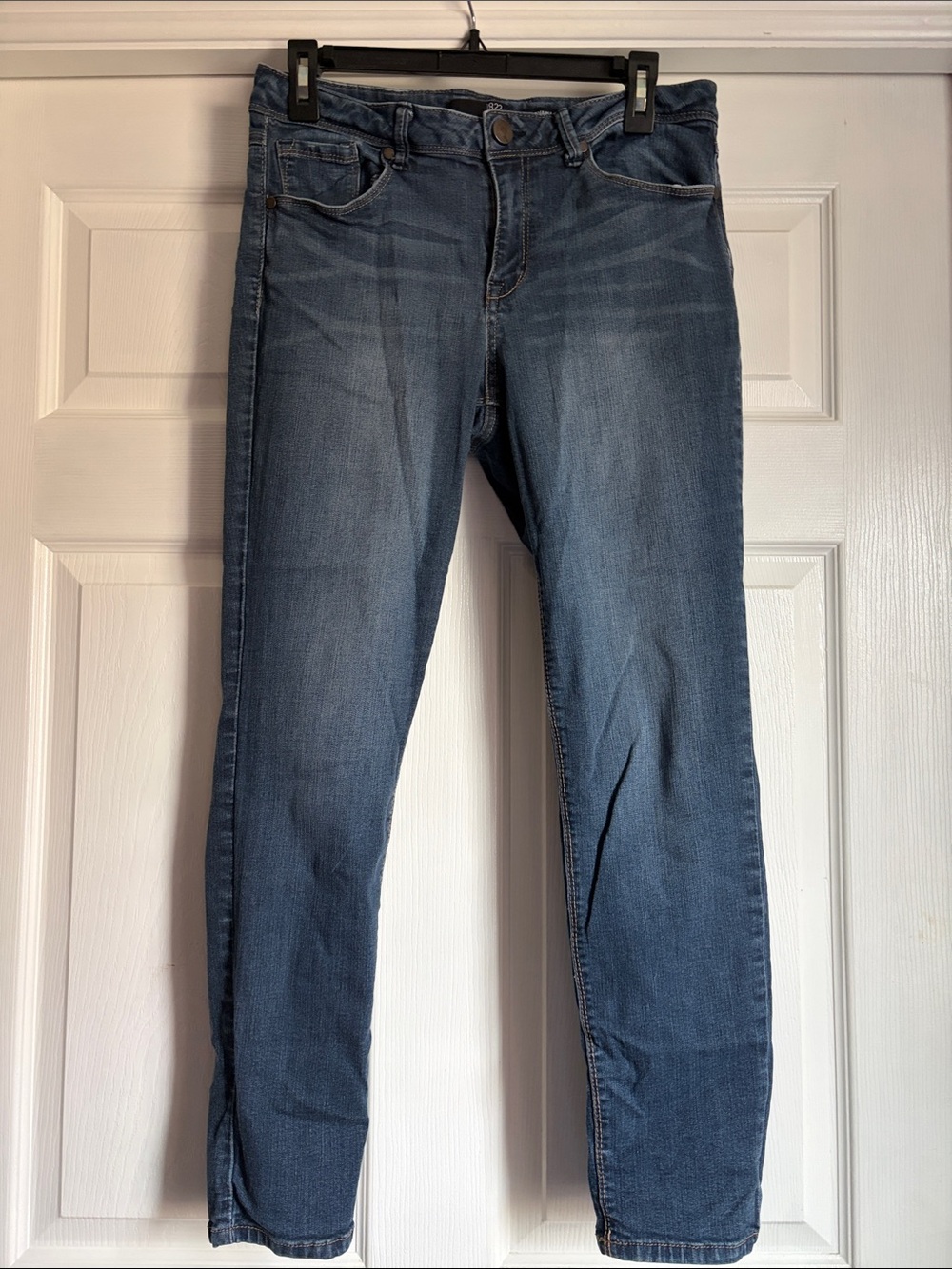 Classic Mid Wash Women’s Blue Jeans